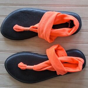 Sanuk Girls Youth Yoga Sling Mat Thong Lightweight Cushioned Comfort Sandals